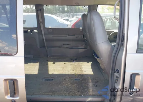 2003 Chevrolet Astro из США, поврежденный, VIN 1GNDM19X33B110956